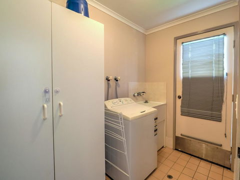 Affordable Holiday Home - Accommodation Melbourne 2