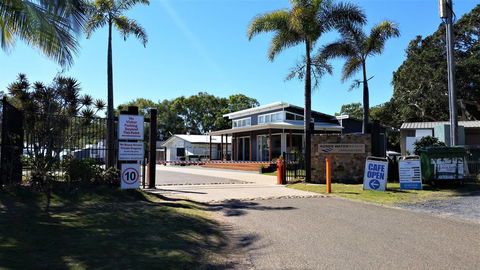 Agnes Water Beach Holidays - Melbourne 4u 0
