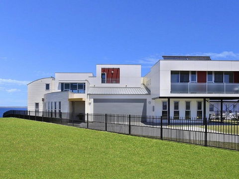 Albatross - Whale Watch From The House - Accommodation Melbourne 0