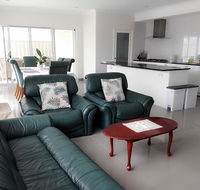Alkimos Beach Retreat - Accommodation Melbourne