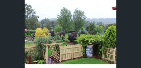 Allora Lodge Bed And Breakfast - Accommodation Melbourne 3