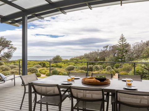 Aloha - Direct Beach Access From Property - Accommodation Melbourne 0