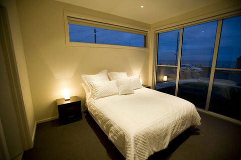 Aloha Beachfront Port Fairy - Accommodation Melbourne 3