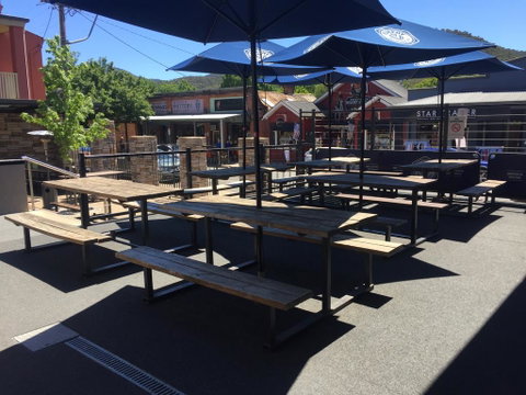 Alpine Hotel Bright - Accommodation Melbourne 3