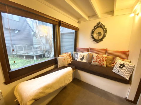 Alpine Retreat - Melbourne 4u 1