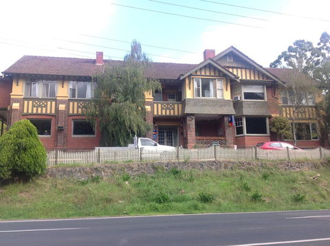 Alpine Retreat Hotel - Accommodation Melbourne 0