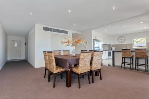 Alta Mira, Unit 14, 12 - 14 Soldiers Point Rd - Accommodation Melbourne 3
