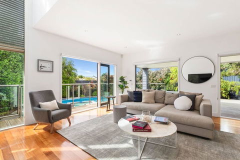 Amalfi Dream - Luxury Villa With Pool And Spa, Walk To Beach And Shops - Accommodation Melbourne 1