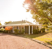 Among the Vines - Accommodation Melbourne
