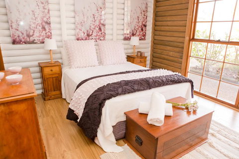 Among The Vines - Accommodation Melbourne 3