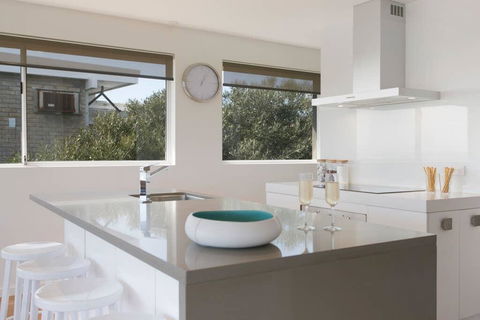 Anchor Beachfront Retreat - Accommodation Melbourne 2