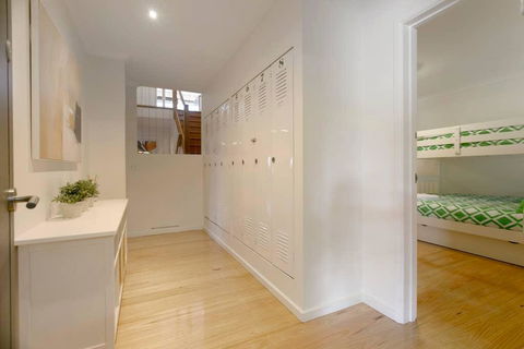 Anchor Beachfront Retreat - Accommodation Melbourne 1