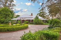 Book Crows Nest Accommodation Vacations Accommodation Melbourne Accommodation Melbourne