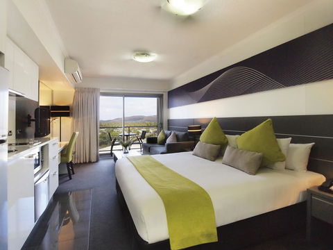 Apartments @ 81 Palmer - Accommodation Melbourne 1