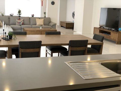 Apple House Upper Point Cook - Accommodation Melbourne 2