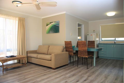 Aqua Villa Holiday Apartments - Accommodation Melbourne 1