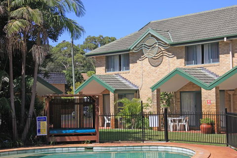 Aqua Villa Holiday Apartments - Accommodation Melbourne 0