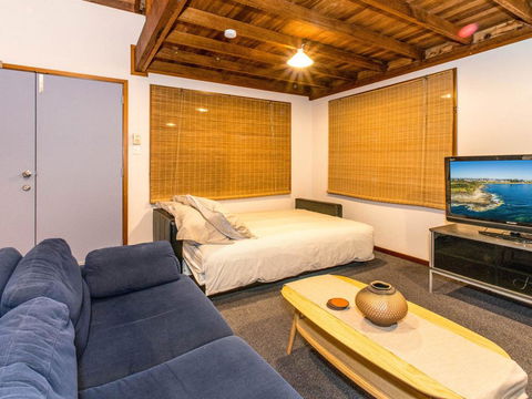 Aqualuna- Excellent Surfing Beaches. - Accommodation Melbourne 2