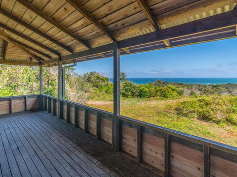 Aqualuna- Excellent Surfing Beaches. - Accommodation Melbourne 1
