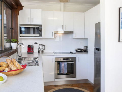 Araluen On Holden - Great Deck With Ocean Views - Accommodation Melbourne 3