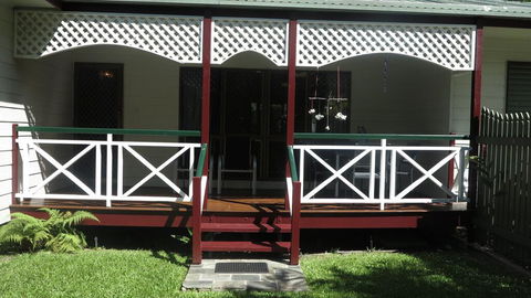 Arcadia Gardens 1/44 McCabe CRescent - Accommodation Melbourne 2