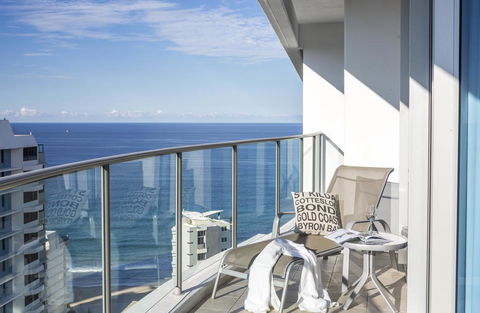 Artique Surfers Paradise - Official - Accommodation Melbourne 0