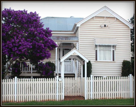 Ashbrooke Cottage - Accommodation Melbourne 0