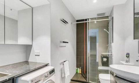 Luxury 2 Bdrm In Watson At Walkerville With Balcony, FREE Carpark, Near Adelaide CBD - Accommodation Melbourne 1