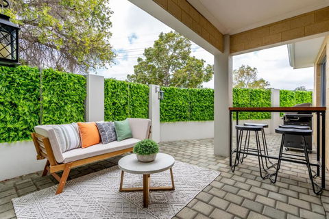Luxury On Lewes - Accommodation Melbourne 3