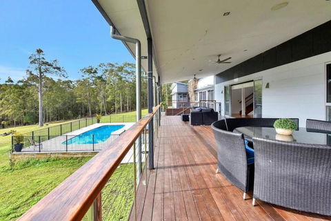 Luxury Mandalong Mansion With Pool & Spa - Accommodation Melbourne 2