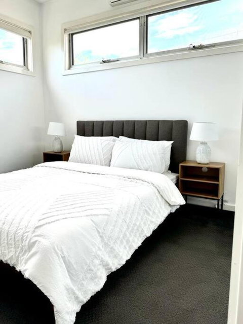 Luxury Stay In Williamstown - Accommodation Melbourne 3
