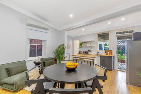Main Street Terrace - An Elegant Urban Escape - Accommodation Melbourne 0