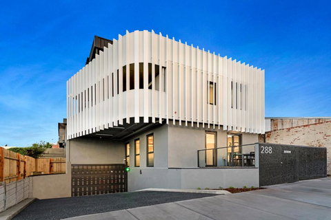 Manhattan Apartments - Glen Iris - Accommodation Melbourne 0