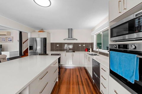 Manta Ray On The Beach - Accommodation Melbourne 0