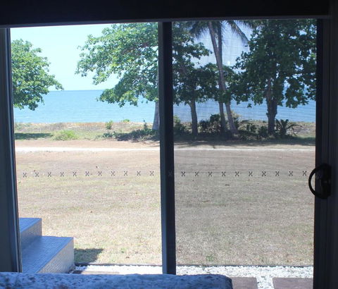 Manta Ray On The Beach - Accommodation Melbourne 1