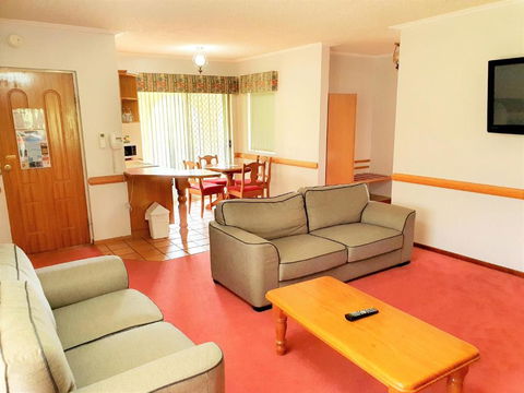 McNevins Warwick Motel - Accommodation Melbourne 3