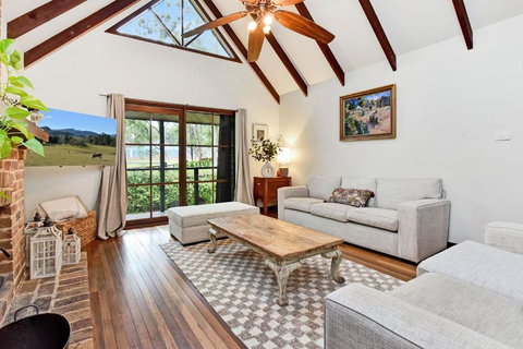 Meadowbrook Manor In North Rothbury - Accommodation Melbourne 3