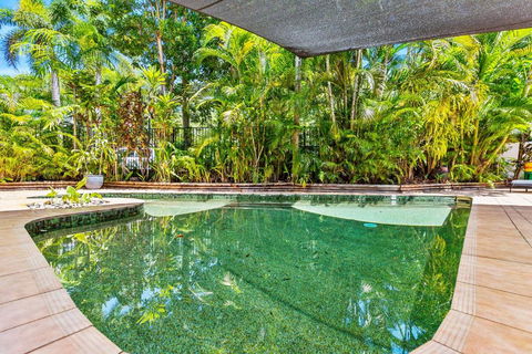 Melaleuca Hideaway - Beach Pool Free Parking - Accommodation Melbourne 3