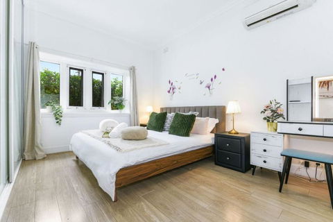 Mins To Mall Convenient 3 Beds Classic Charm Home - Accommodation Melbourne 1