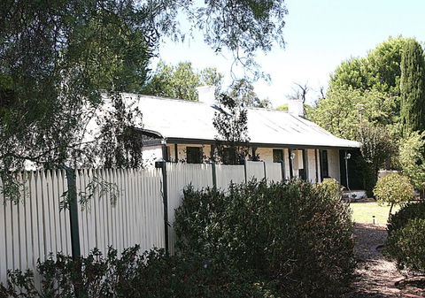 Miss Mabel Cottage - Accommodation Melbourne 1