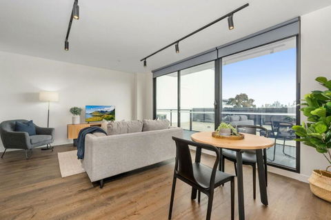 Modern Brunswick - Accommodation Melbourne 0