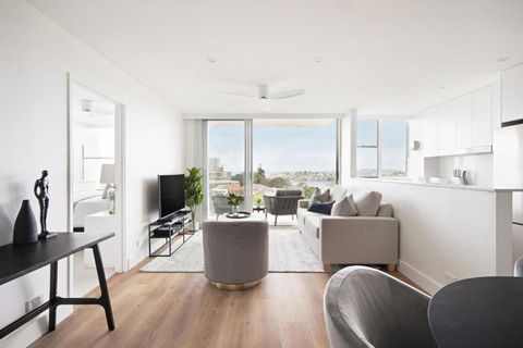 Modern Glamour I90 - Accommodation Melbourne 0