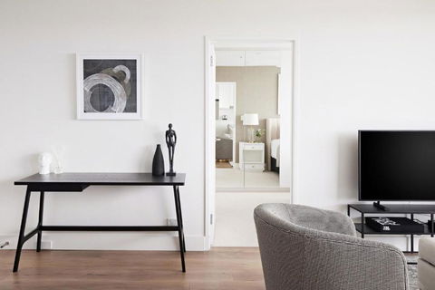 Modern Glamour I90 - Accommodation Melbourne 2