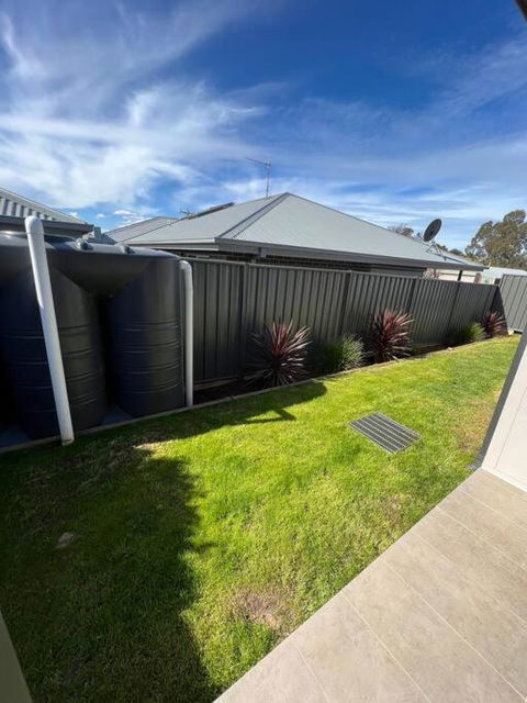 Modern Home Away From Home - Accommodation Melbourne 3