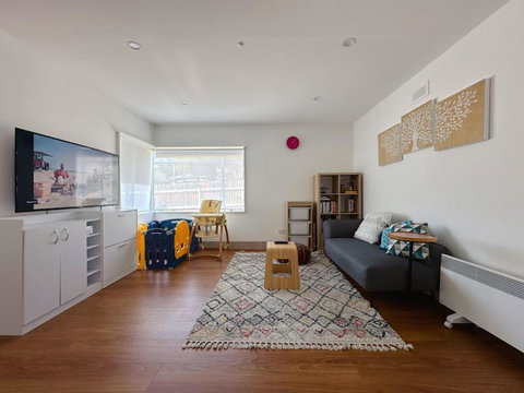 Montrose Lodge 10 Min To City & 20 Min To Airport - Accommodation Melbourne 1