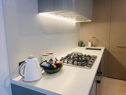 Moody Moon Apartment @ Sky Garden - Glen Waverley - Accommodation Melbourne 3