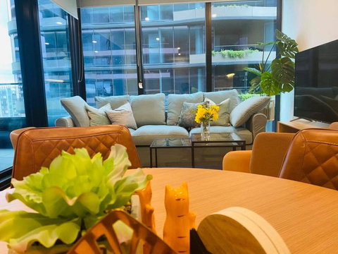 Moody Moon Apartment @ Sky Garden - Glen Waverley - Accommodation Melbourne 0