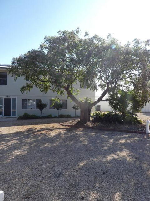 Moonta Bay Stylish Large Home 3 Min Walk From Beach And Jetty - Accommodation Melbourne 0