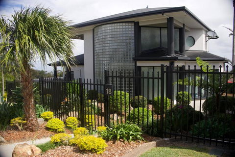Mount Archer Manor - Accommodation Melbourne 3