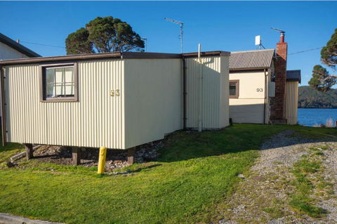 Mt Lyell (Back Cabin) - Accommodation Melbourne 0